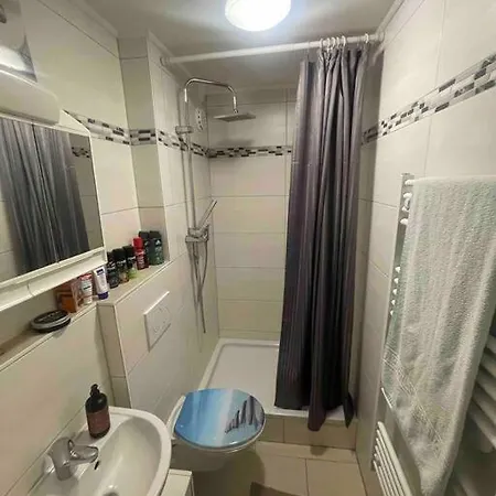 Apartment 2-zimmer I Center I Fruehstueck I Wifi I Smart Tv I Cozy I Augsburg